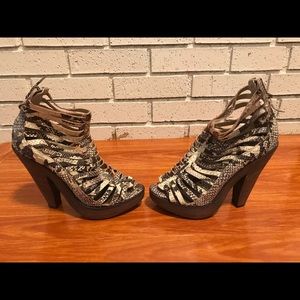 Snakeskin Glorious Highheel Bootie